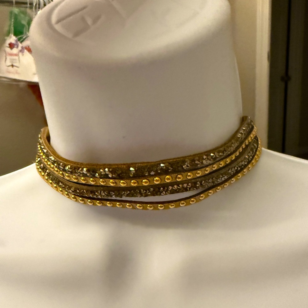 Choker Necklace